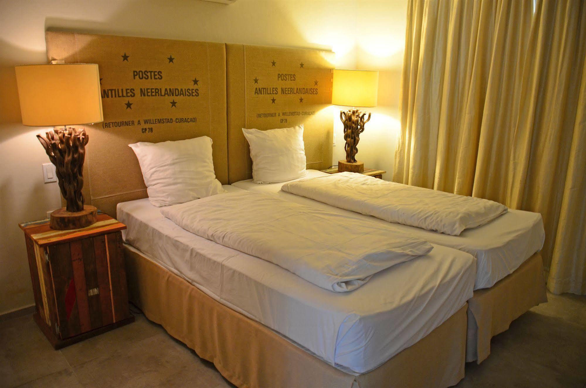 Dolphin Suites & Wellness Curacao Willemstad Exterior foto